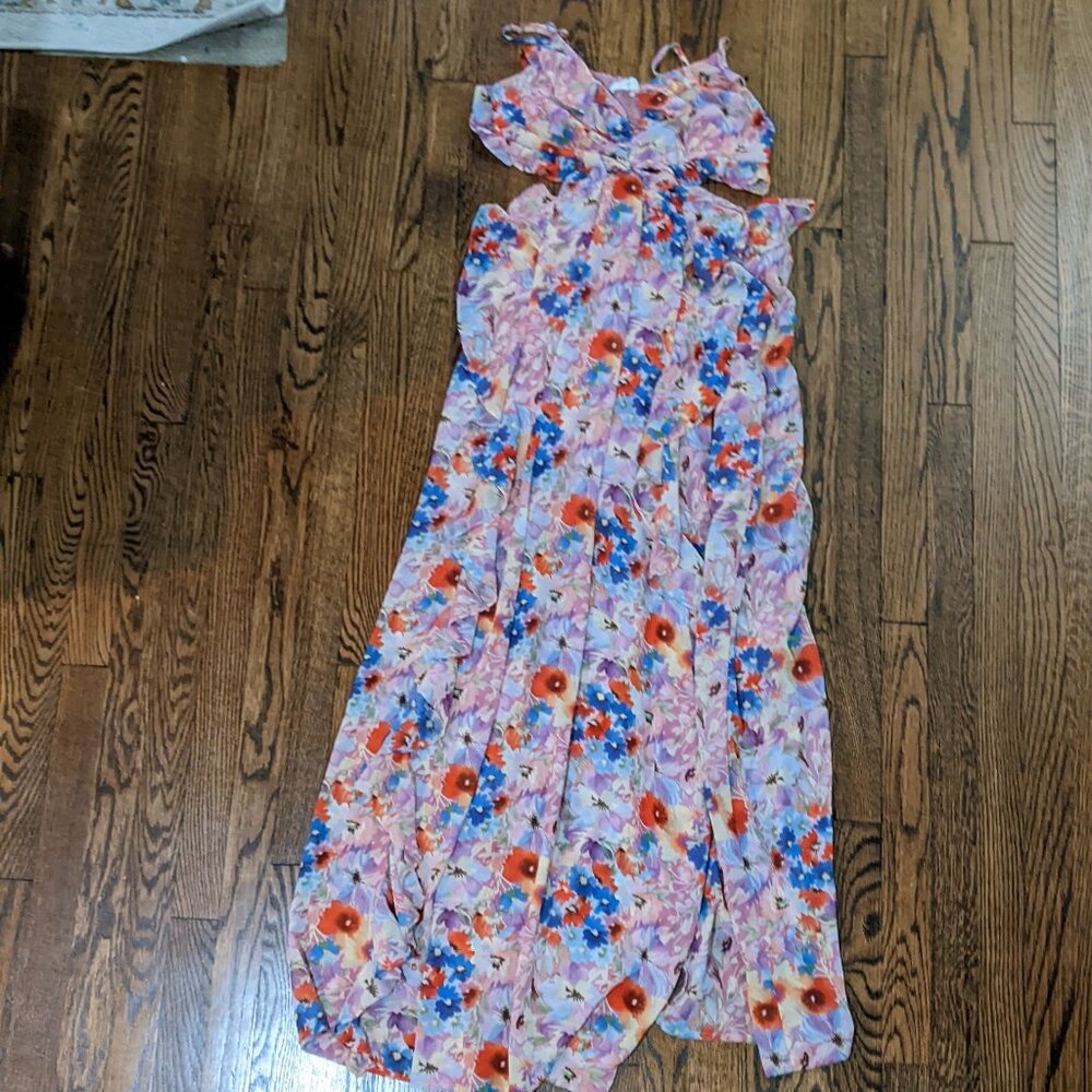 ASTR the Label - Palace Floral Cutout Maxi Dress - Picture 7 of 9